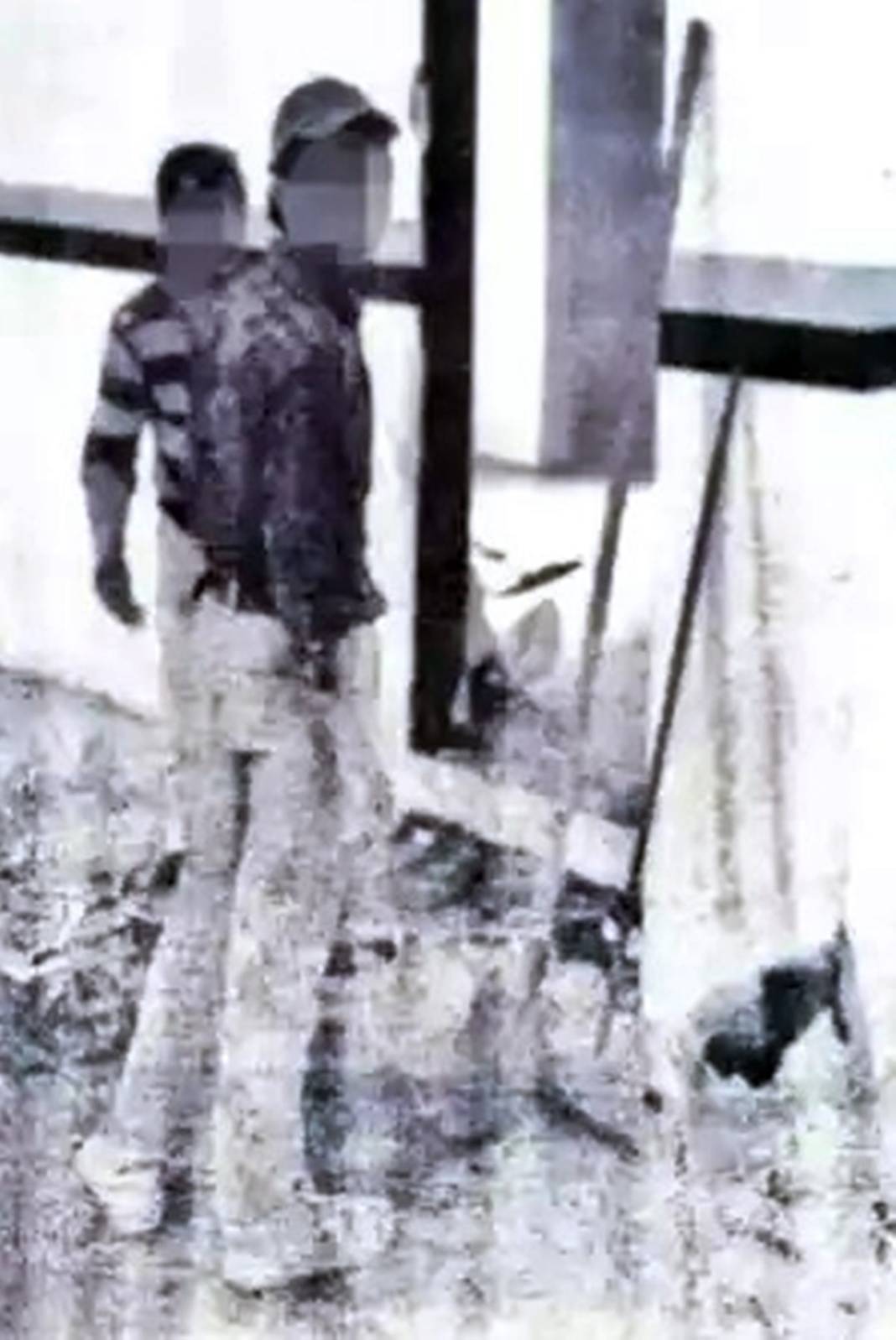 Rende Sitesi binasının kolononun kesildiği görüntüler ortaya çıktı! Depremde 105 kişiye mezar olmuştu 4